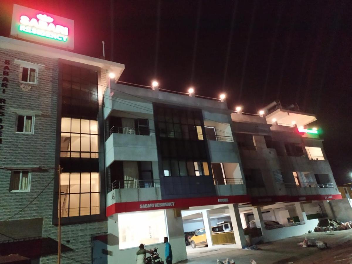 Sabari Residency Hotel Vālpārai Exterior foto